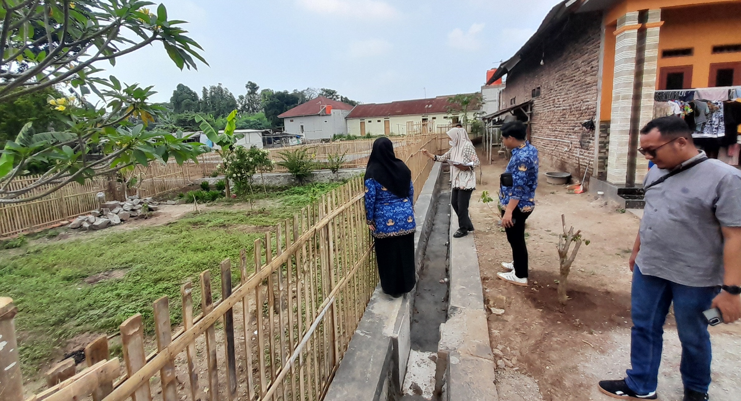 Dinas PUPR Kota Serang melaksanakan Monev Pembangunan Fisik Drainase bersama Administrasi pembangunan Setda