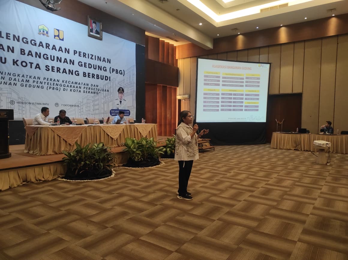 Dinas PUPR Kota Serang melaksanakan sosialisasi PBG menuju Kota Serang Berbudi. (7 Oktober 2025)