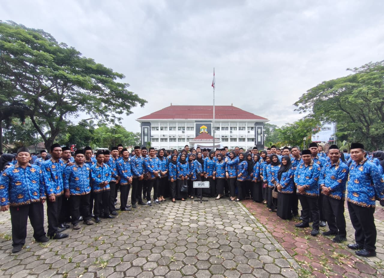 Kegiatan Apel Memperingati Hari Sumpah Pemuda. (28 Oktober 2025)