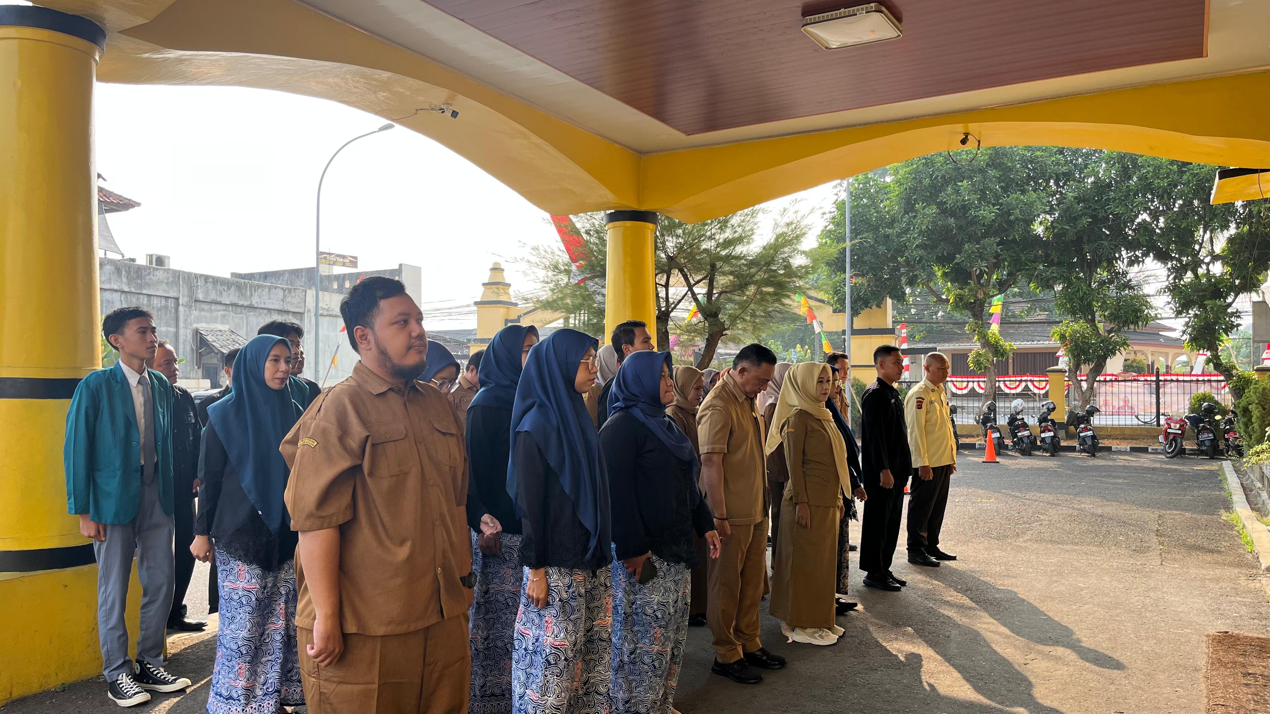 Dinas PUPR Kota Serang melaksanakan Apel pagi di lingkungan kantor. (10 Agustus 2026)